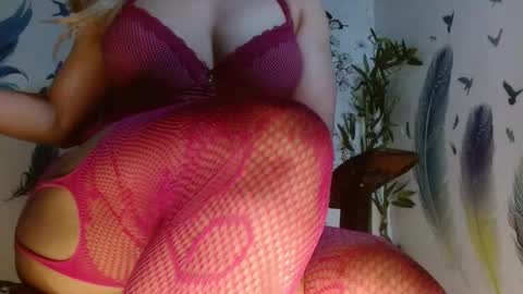 Snapshot of 10inbigcummer chatting on 10, 3, 2025 Jennifer Atkinson online show from 10, 3, 2025