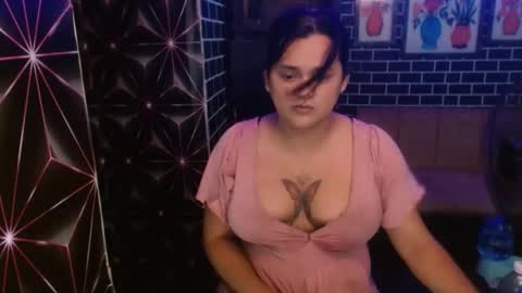 Snapshot of 11inchmonstercock4u chatting on 20, 5, 2026 i am trixie im Your Selfsucking Mistress online show from 20, 5, 2026