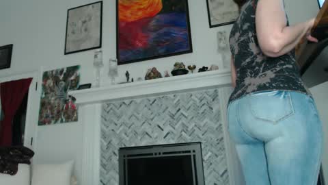 Aurora Willows online show from 22, 1, 2025