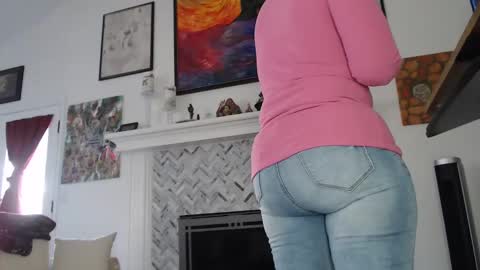 Aurora Willows online show from 22, 1, 2025