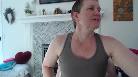 Aurora Willows online show from 13, 5, 2026