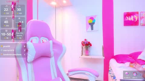 Scarlette  online show from 25, 1, 2025