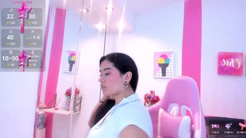 Scarlette  online show from 8, 2, 2025