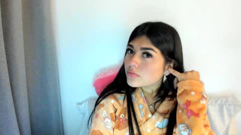 Snapshot of 1bonnie chatting on 15, 2, 2025 Hello soy bonnie online show from 15, 2, 2025