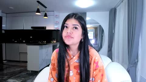 Snapshot of 1bonnie chatting on 4, 3, 2025 Hello soy bonnie online show from 4, 3, 2025