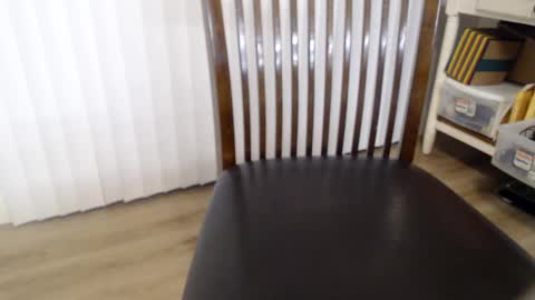 i erupt if you suck ur nipples 4 me and look at the camera while watching me online show from 30, 9, 2025