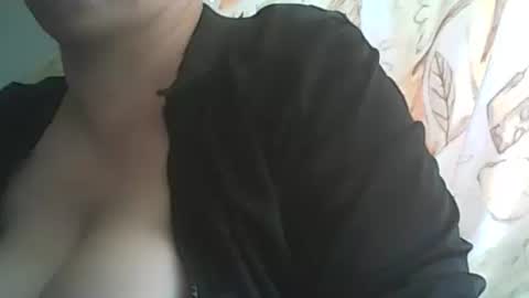 Snapshot of 1deluxepussy chatting on 23, 9, 2025 Deluxepussy online show from 23, 9, 2025