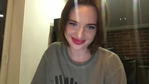 Snapshot of 1dove chatting on 20, 12, 2024 DOVE online show from 20, 12, 2024