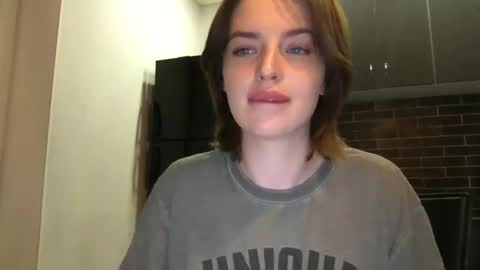 Snapshot of 1dove chatting on 15, 1, 2025 DOVE online show from 15, 1, 2025