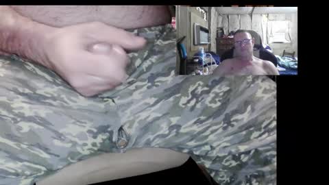 Snapshot of 1isallineed chatting on 31, 10, 2025 Pussy Slayer online show from 31, 10, 2025