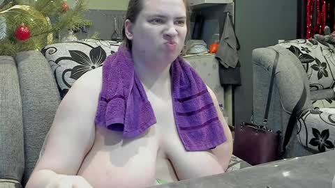 1LINDSEY1 online show from 14, 1, 2025