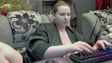 1LINDSEY1 online show from 21, 1, 2025