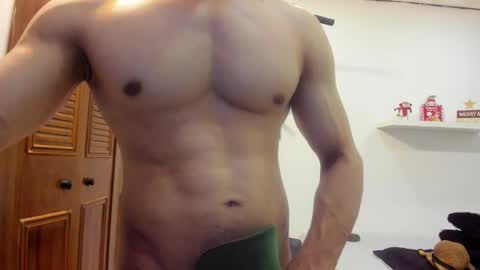 Snapshot of 1logan_ chatting on 5, 12, 2024 Logan online show from 5, 12, 2024