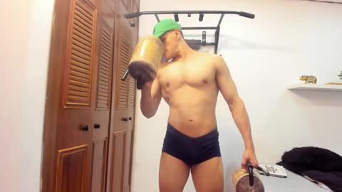 Snapshot of 1logan_ chatting on 16, 1, 2025 Logan online show from 16, 1, 2025