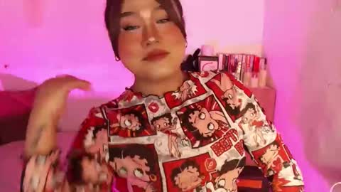 1lovelymess online show from 21, 4, 2026