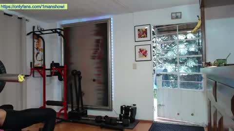 Snapshot of 1manshow11 chatting on 9, 6, 2026 1manshow11 online show from 9, 6, 2026