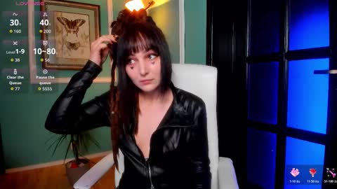 Moona  online show from 19, 11, 2025