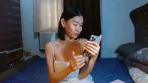 1perfectmodel online show from 9, 11, 2025