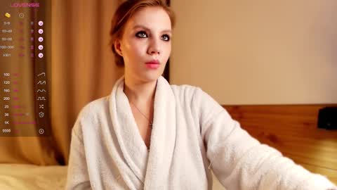 Snapshot of 1slavicdoll chatting on 26, 9, 2025 VICTORIA online show from 26, 9, 2025