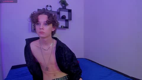 Milos online show from 21, 12, 2024