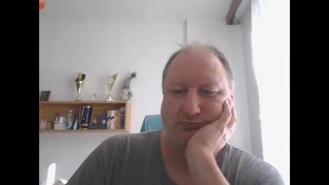 1vaso online show from 19, 2, 2025