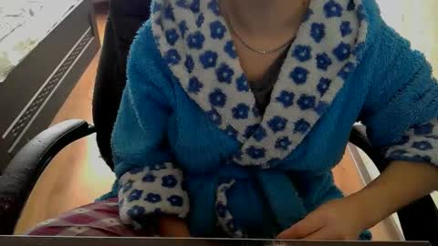 Snapshot of 1your_hot_girls chatting on 23, 2, 2025 1your_hot_girls online show from 23, 2, 2025