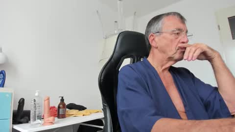 Henk online show from 12, 10, 2025