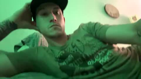 Snapshot of 21yearsy0ung9icheshung chatting on 22, 1, 2025 AlecurClit online show from 22, 1, 2025