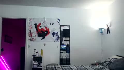 Snapshot of 21yearsy0ung9icheshung chatting on 23, 1, 2025 AlecurClit online show from 23, 1, 2025