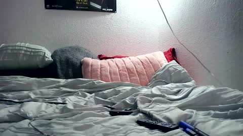 Snapshot of 21yearsy0ung9icheshung chatting on 15, 2, 2025 AlecurClit online show from 15, 2, 2025