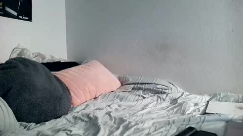 Snapshot of 21yearsy0ung9icheshung chatting on 21, 2, 2025 AlecurClit online show from 21, 2, 2025