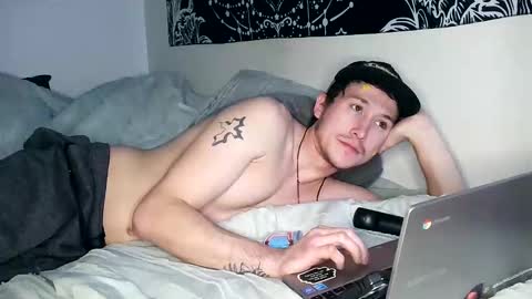 Snapshot of 21yearsy0ung9icheshung chatting on 28, 2, 2025 AlecurClit online show from 28, 2, 2025