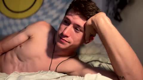 Snapshot of 21yearsy0ung9icheshung chatting on 29, 11, 2025 AlecurClit online show from 29, 11, 2025