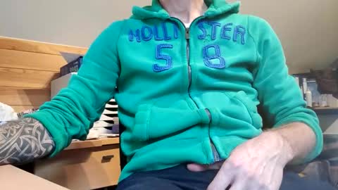 22_acacia_avenue online show from 3, 12, 2025