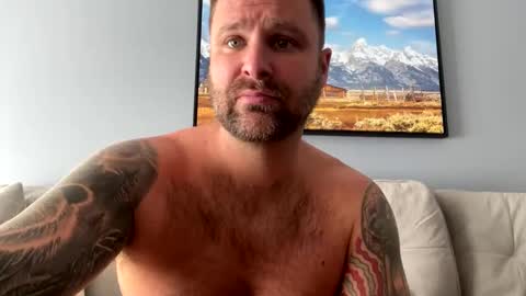Snapshot of 247edgeallday chatting on 13, 10, 2025 247edgeallday online show from 13, 10, 2025