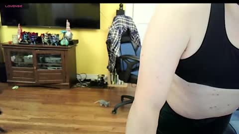 Snapshot of 296512741 chatting on 4, 1, 2025 SLRN296512741 online show from 4, 1, 2025