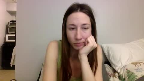 Snapshot of 2gorls1link chatting on 16, 1, 2025 2girls1link online show from 16, 1, 2025