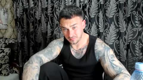 2sexymuscles online show from 27, 3, 2026