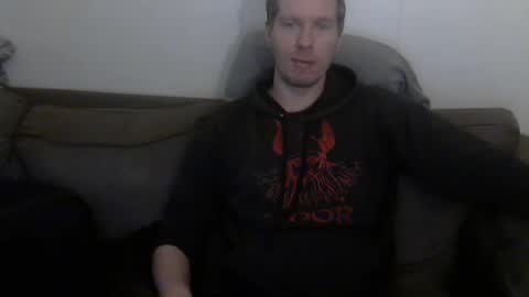 2small4you83 online show from 15, 1, 2026