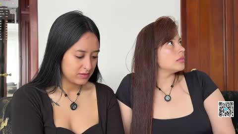 Snapshot of 2summerlove2 chatting on 19, 5, 2026 Dalilah and Tarah online show from 19, 5, 2026
