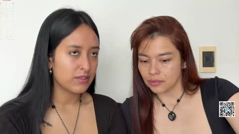 Snapshot of 2summerlove2 chatting on 22, 5, 2026 Dalilah and Tarah online show from 22, 5, 2026