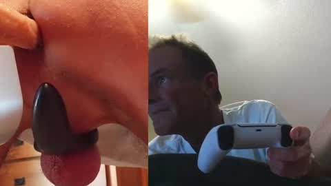 Snapshot of 2tiredoftoys chatting on 11, 7, 2026 2tiredoftoys online show from 11, 7, 2026