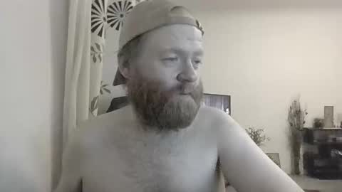 Snapshot of 33uk3 chatting on 30, 10, 2025 33UK online show from 30, 10, 2025