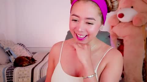 independent model online show from 12, 1, 2026