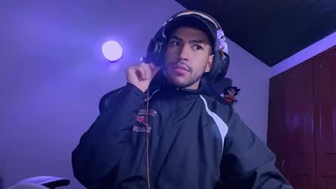 E V I L online show from 6, 1, 2026