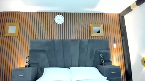 3X NAXAA online show from 17, 10, 2025