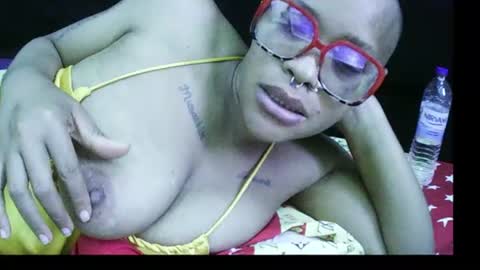 Snapshot of 420ebony_goddess chatting on 9, 7, 2026 goddess zuri online show from 9, 7, 2026