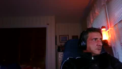 Snapshot of 420stonedranger chatting on 17, 12, 2024 420stonedranger online show from 17, 12, 2024