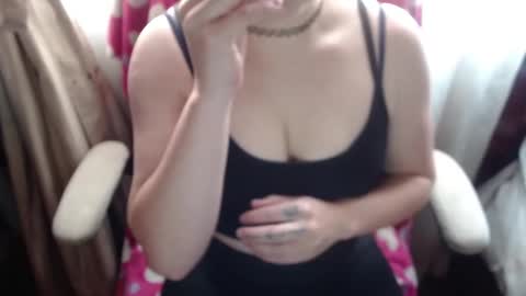 Snapshot of 666maskgirl chatting on 24, 10, 2025 SHANNON online show from 24, 10, 2025