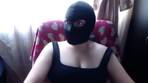 Snapshot of 666maskgirl chatting on 18, 5, 2026 SHANNON online show from 18, 5, 2026